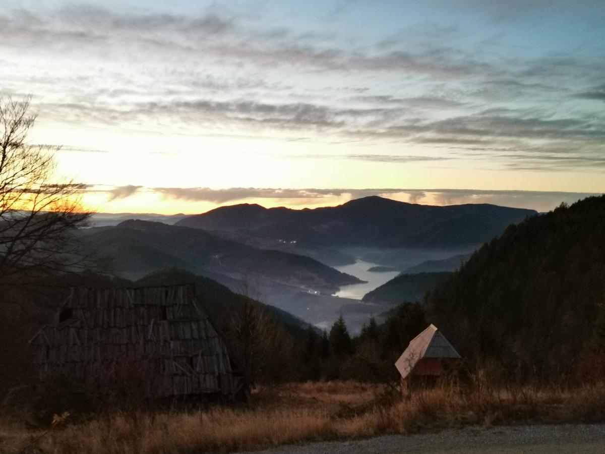 Carobni Breg Hotel Mokra Gora Bagian luar foto